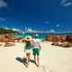 Photo d'un couple en vacances aux Seychelles